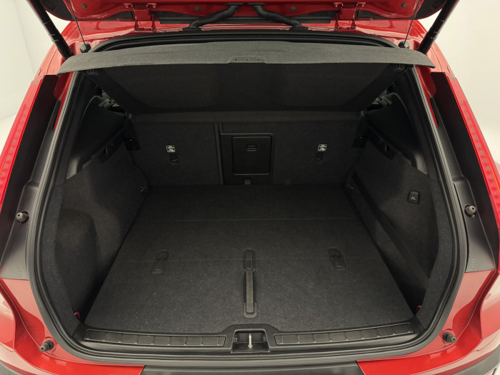 Volvo XC40 D3 AWD MOMENTUM CZ 1.maj 2.0 d Momentum