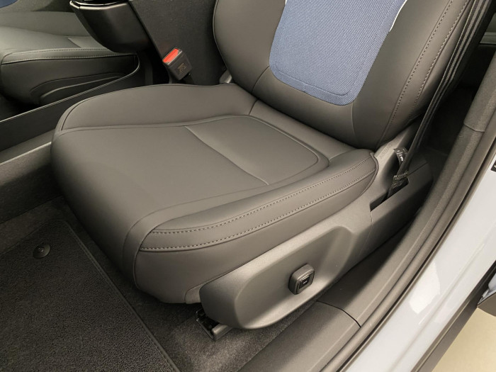 Volvo EX30 PURE ELECTRIC TWIN AWD ULTRA