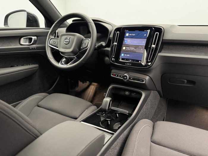 Volvo XC40 RECHARGE SINGLE PLUS 1.maj.