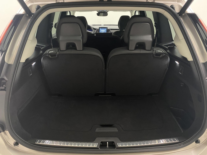 Volvo XC90 B5 AWD AUT DARK PLUS