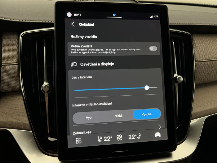 Volvo XC90 T8 AWD RECHARGE DARK ULTRA AUT
