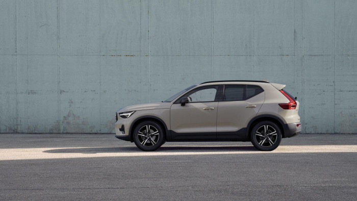 Volvo XC40 B3 AUT DARK PLUS