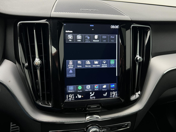 Volvo XC60 T4 R-DESIGN AUT