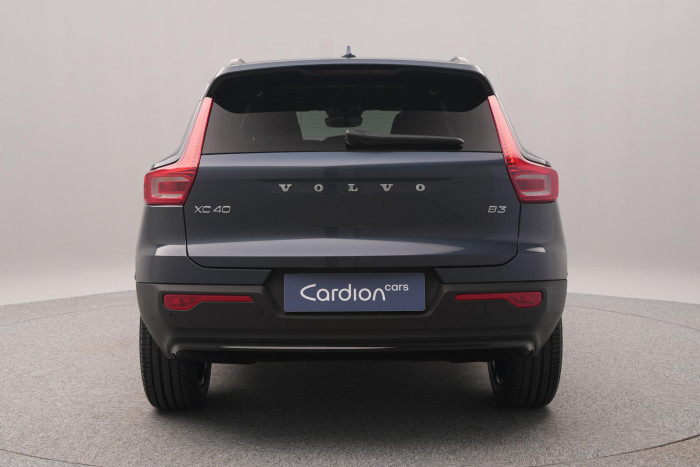 Volvo XC40 B3 AUT DARK PLUS