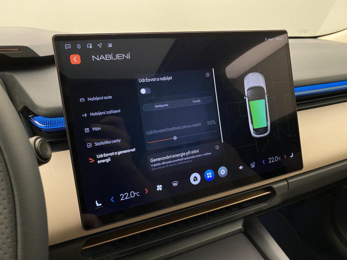 Lynk & Co 08 MORE PHEV