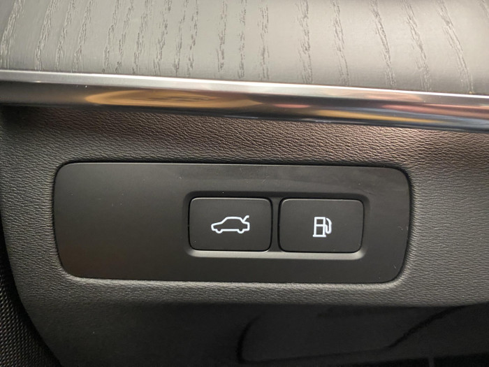 Volvo XC90 T8 AWD RECHARGE DARK PLUS 7m