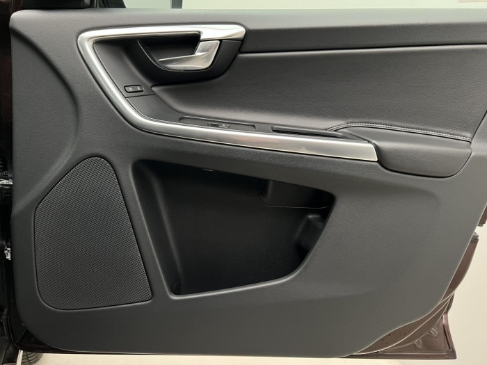 Volvo XC60 D4 SUMMUM AUT 2.0 d Summum