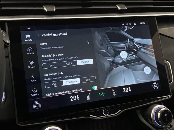 Lynk & Co 01 PHEV DCT AUT 1.maj. REZERVACE