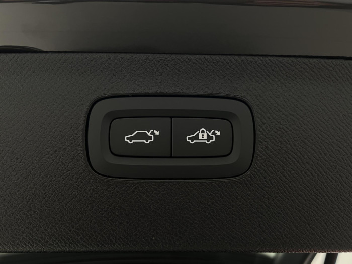 Volvo XC90 T8 AWD RECHARGE DARK PLUS AUT