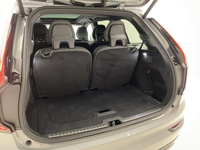 Volvo XC90 T8 AWD RECHARGE BLACK EDITION 2.0 Edition