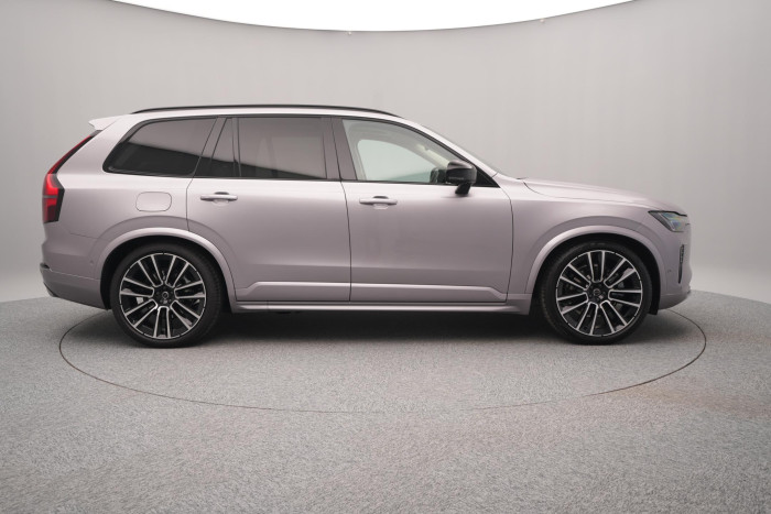 Volvo XC90 B5 AWD AUT DARK ULTRA 7 míst