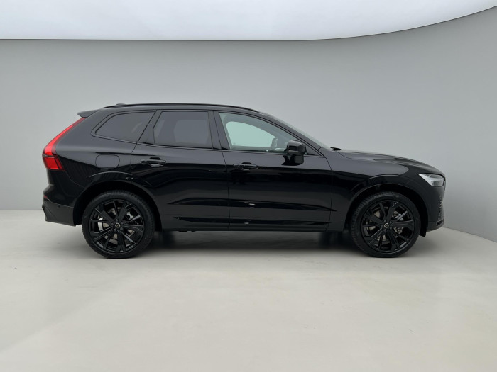 Volvo XC60 T8 AWD RECHARGE BLACK ULTRA