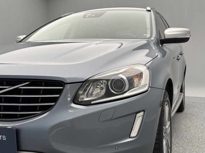 Volvo XC60 D4 AWD MOMENTUM AUT 2.4 d Momentum