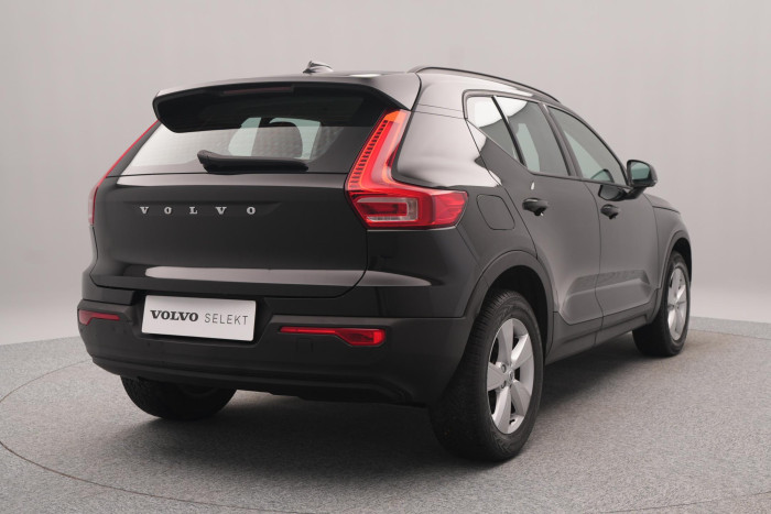 Volvo XC40 T2 MOMENTUM AUT CZ 1.maj. 1.5 Momentum