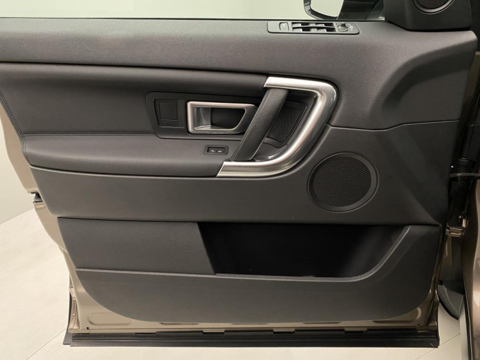 Land Rover Discovery Sport 2.0 TD4 HSE AWD CZ 2.0 TD