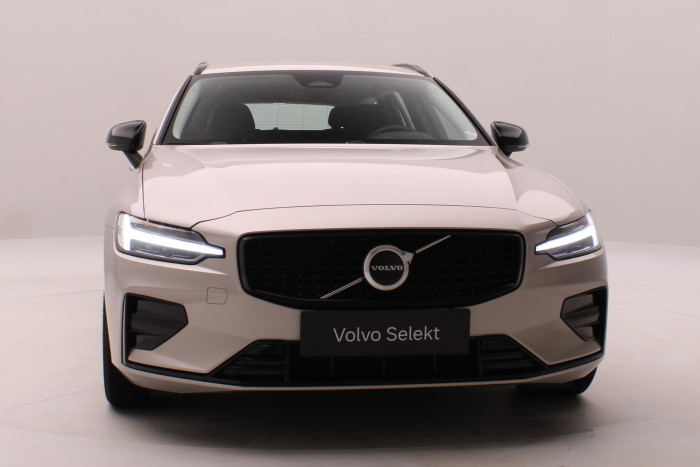 Volvo V60 B4 DARK PLUS AUT CZ