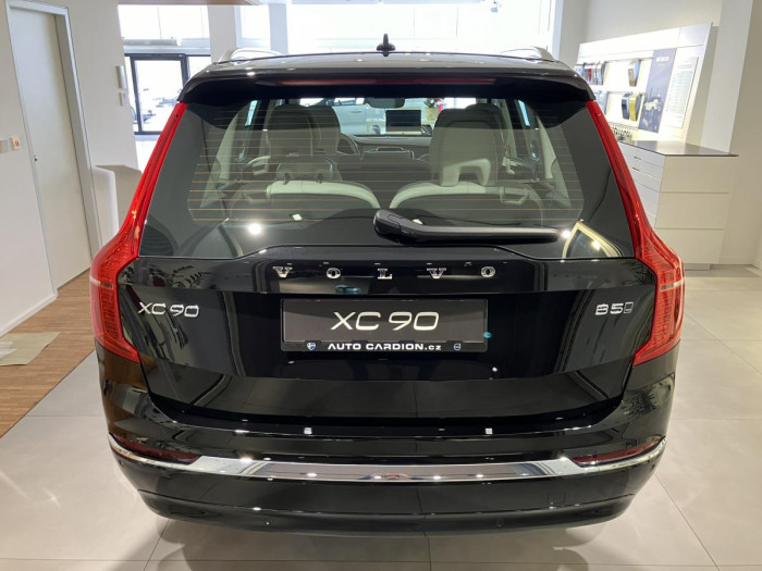 Volvo XC90 B5 BRIGHT PLUS - Rezervace 2.0 Plus