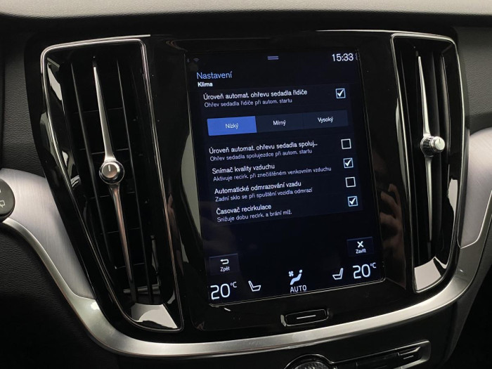 Volvo V60 T5 MOMENTUM AUT CZ REZERVACE 2.0 Momentum