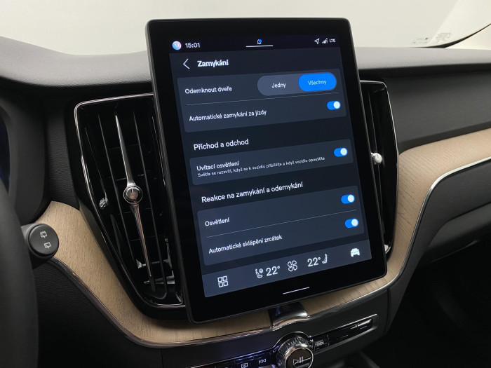 Volvo XC60 T6 AWD AUT DARK PLUS