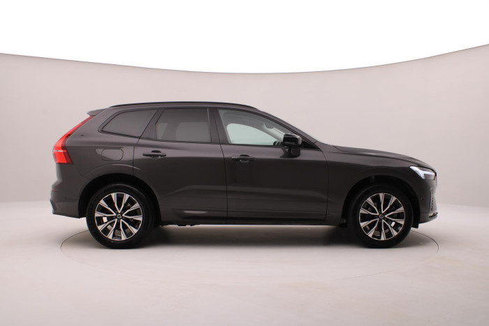 Volvo XC60 B5 AWD DARK PLUS AUT CZ