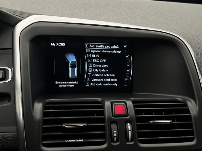 Volvo XC60 D4 AWD MOMENTUM AUT 2.4 d Momentum