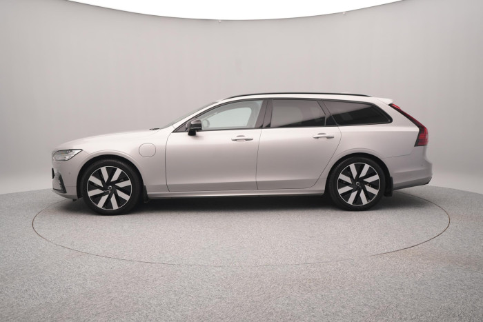 Volvo V90 T6 AWD RECHARGE DARK 1.maj