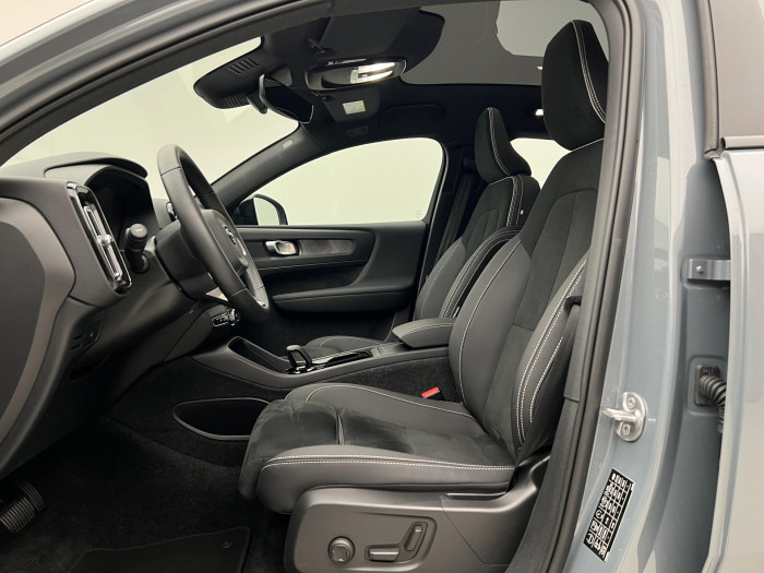 Volvo C40 RECHARGE PLUS TWIN MOTOR AUT