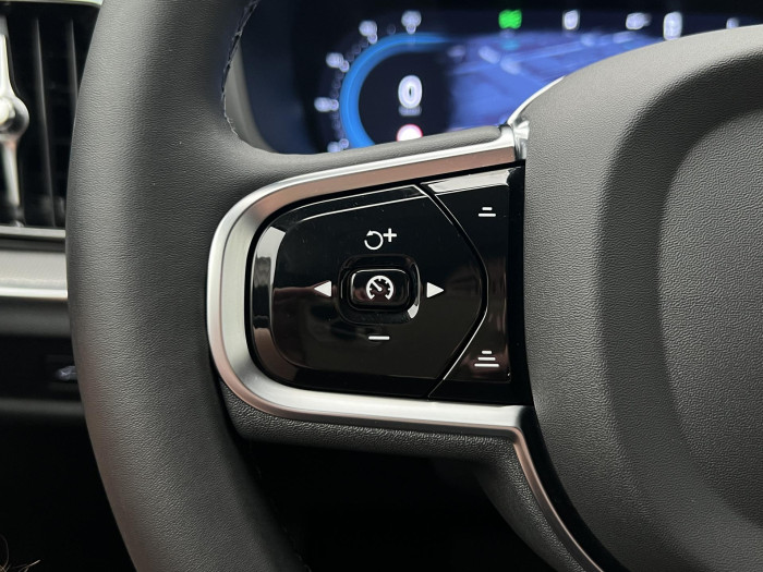 Volvo V60 CC B5 AWD PLUS BRIGHT AUT