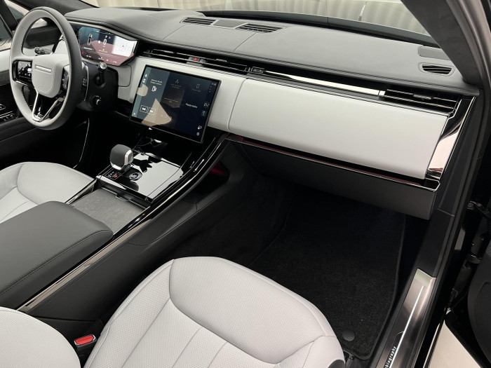 Land Rover Range Rover Sport D350 AUTOBIOGRAPHY REZERVACE 3.0 d