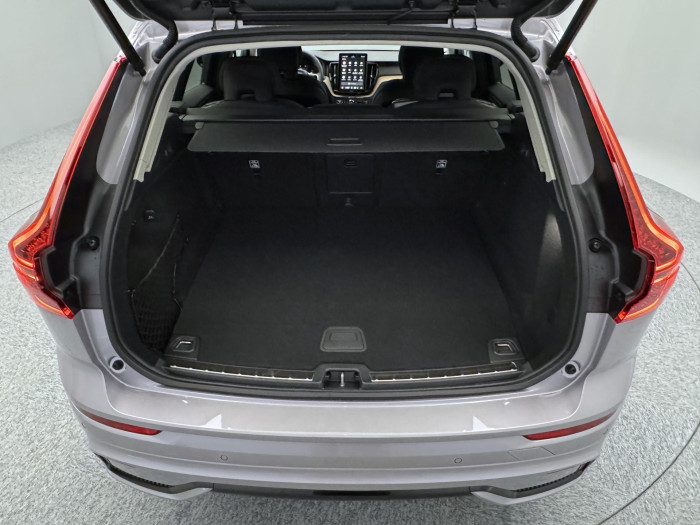 Volvo XC60 T6 AWD AUT DARK PLUS