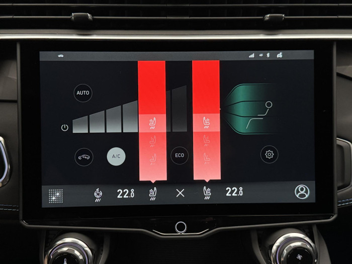 Lynk & Co 01 PHEV DCT AUT 1.maj