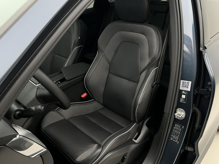 Volvo XC60 B5 AWD BLACK EDITION PLUS AUT