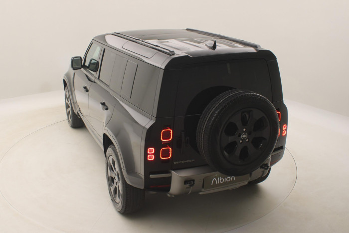 Land Rover Defender 110 D300 X-DYNAMIC HSE AWD AUT 3.0 d Dynamic