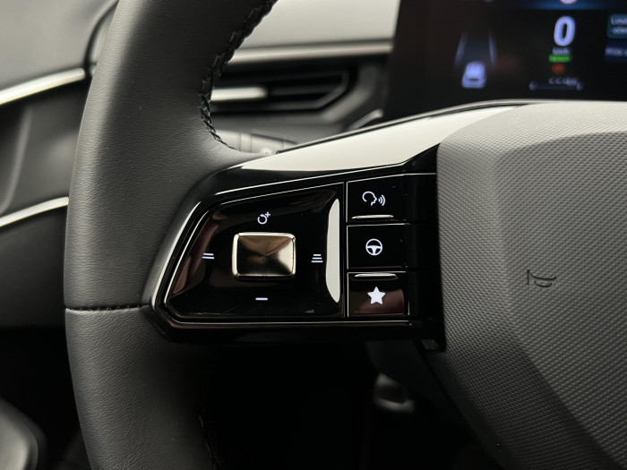 MG MG3 EXCLUSIVE HYBRID+ AUT CZ 1.maj 1.5 Exclusive