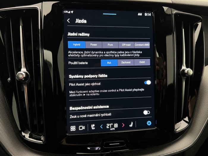 Volvo XC60 T6 AWD RECHARGE PLUS DARK AUT