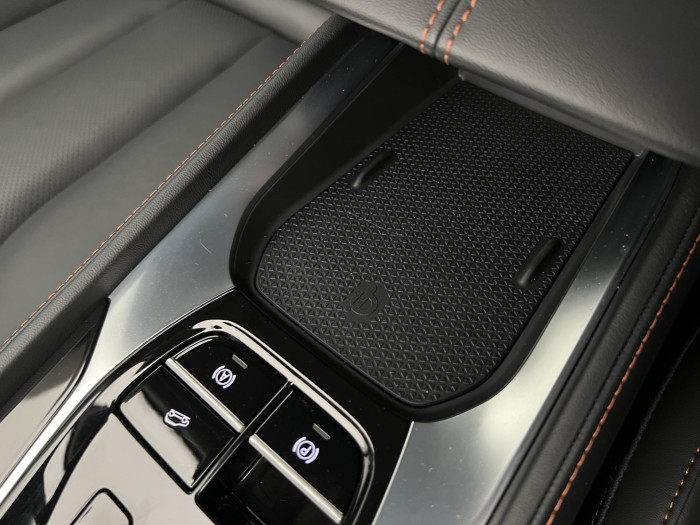 MG HS 1.5 TGI EXCLUSIVE AUT CZ 1.maj 1.5 Exclusive