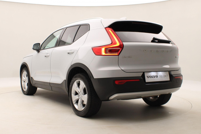 Volvo XC40 B4 MOMENTUM PRO AUT CZ 1.maj 2.0 Momentum