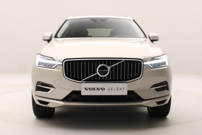 Volvo XC60 T8 AWD INSCRIPTION REZERVACE