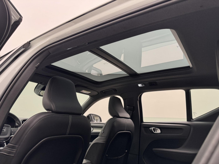 Volvo XC40 D4 AWD R-DESIGN AUT 2.0 d