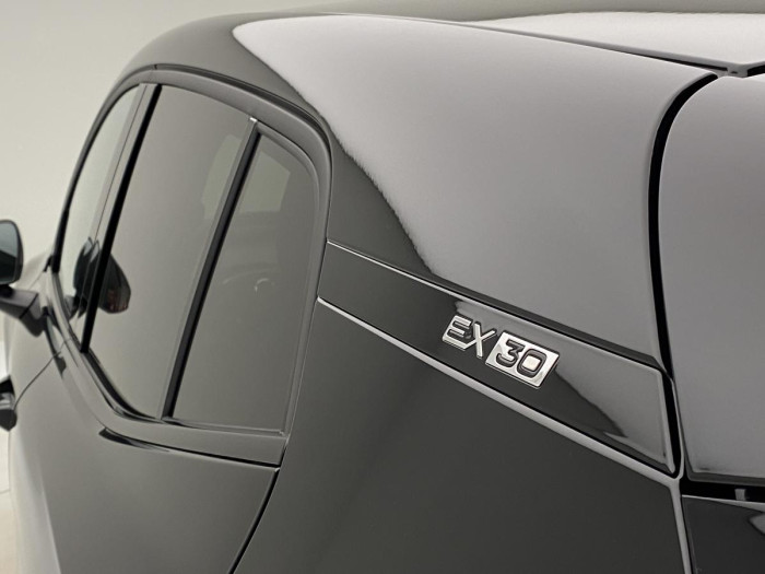 Volvo EX30 PURE ELECTRIC RECHAR. PLUS RWD