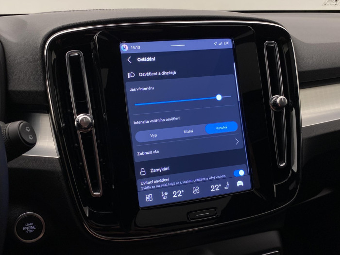 Volvo XC40 B3 AUT PLUS BLACK EDITION