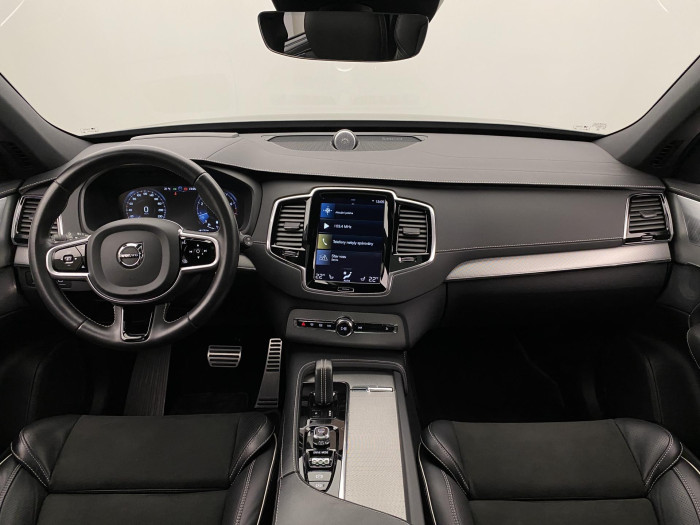 Volvo XC90 B5 AWD R-DESIGN AUT CZ