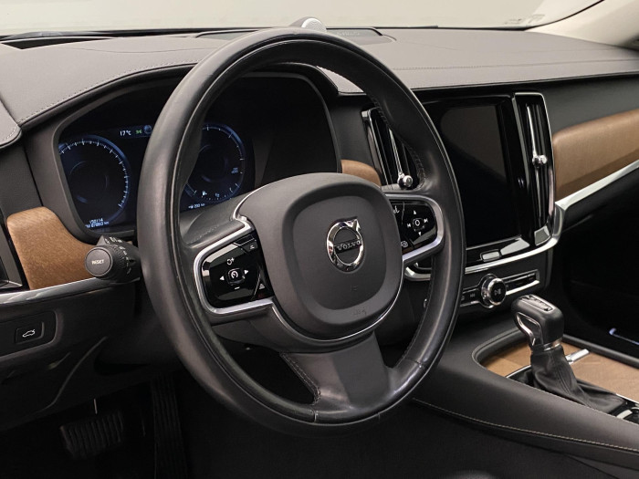 Volvo S90 D5 AWD INSCRIPTION REZERVACE 2.0 d