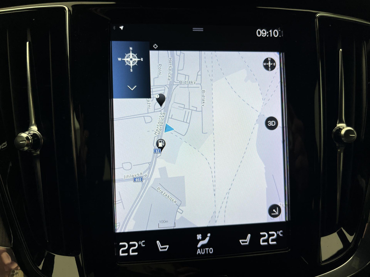 Volvo V60 B3 R-DESIGN AUT 1.maj.