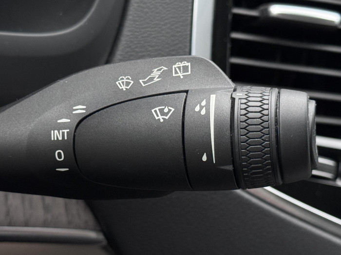 Volvo XC90 B6 AWD PLUS DARK CZ 1.maj