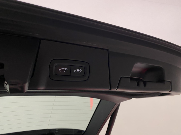 Volvo V90 D3 MOMENTUM AUT 2.0 d Momentum