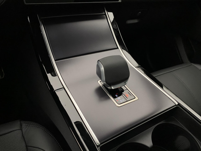 Land Rover Range Rover Velar D300 DYNAMIC SE AWD AUT 3.0 d Dynamic SE