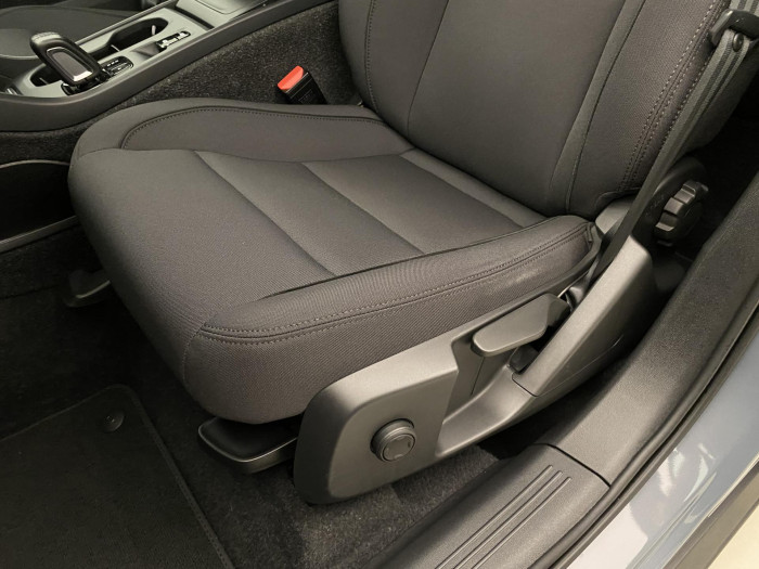 Volvo XC40 B4 AWD MOMENTUM REZERVACE 2.0 Momentum