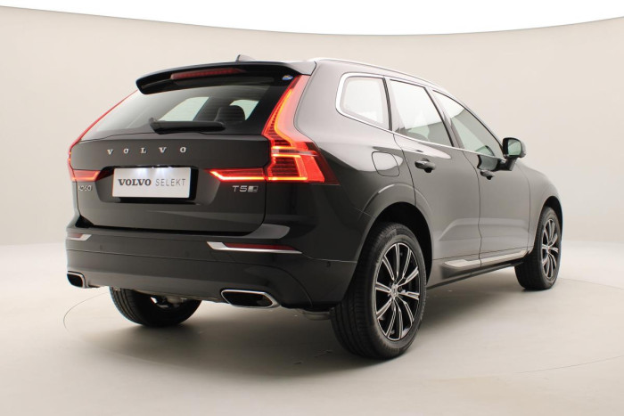 Volvo XC60 T5 AWD INSCRIPTION REZERVACE