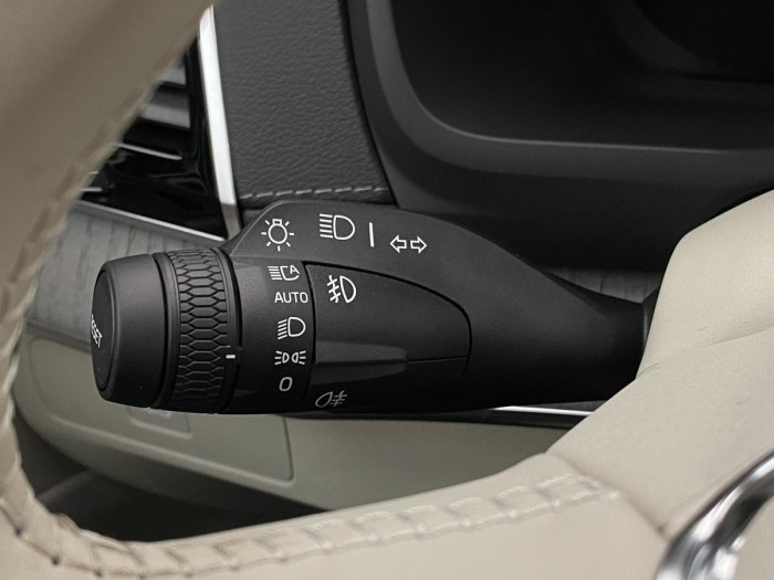 Volvo XC90 B5 AWD AUT BRIGHT PLUS 7míst 2.0 Plus